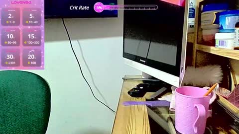 Snapshot of cleo_05 chatting on January 18, 5:31 am cleo_05 online show from January 18, 5:31 am