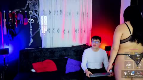 Snapshot of cleo_ace chatting on May 3, 12:44 pm Cleo Ariel Jade and Ace online show from May 3, 12:44 pm