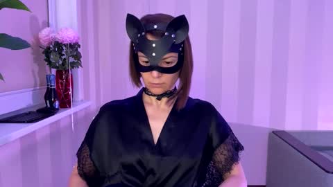 cleo_catra online show from November 18, 5:12 am