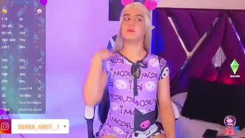 Snapshot of cleo_d_nile chatting on September 25, 3:27 pm cleopatra online show from September 25, 3:27 pm