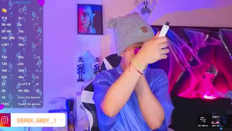 Snapshot of cleo_d_nile chatting on October 27, 6:23 pm cleopatra online show from October 27, 6:23 pm