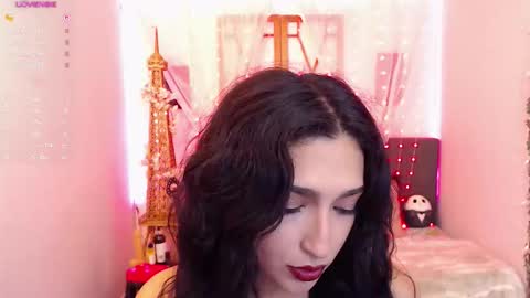 Cleo  online show from November 15, 8:05 pm