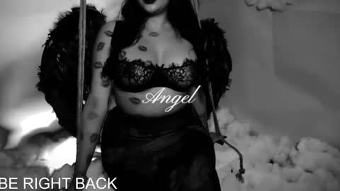 Snapshot of cleoopatraa__ chatting on March 6, 7:43 pm cleoopatraa__ online show from March 6, 7:43 pm