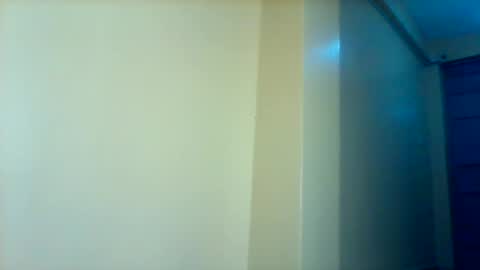 Snapshot of cleopatra2025 chatting on October 27, 9:52 pm cleopatra2025 online show from October 27, 9:52 pm