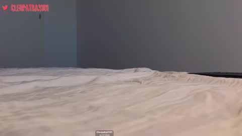 Cleopatra online show from March 10, 10:20 am