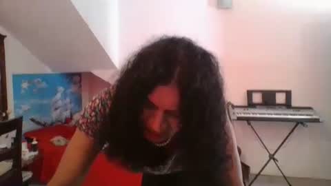 Cleopatra online show from September 22, 3:30 am