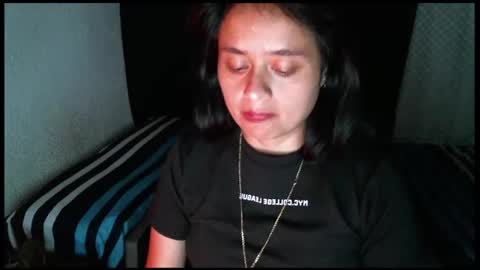 Snapshot of cleopatra_ll chatting on May 31, 8:43 am Zoe online show from May 31, 8:43 am