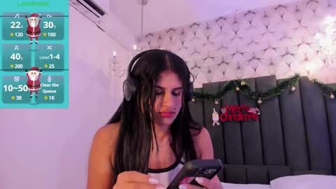 Snapshot of cleopatraa1 chatting on December 12, 12:05 am Cleopatra online show from December 12, 12:05 am