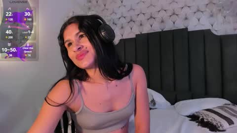 Snapshot of cleopatraa1 chatting on January 12, 10:43 pm Cleopatra online show from January 12, 10:43 pm