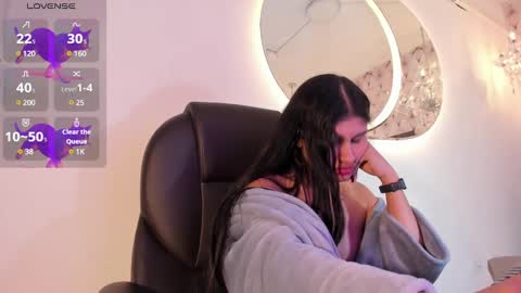 Snapshot of cleopatraa1 chatting on January 26, 2:03 am Cleopatra online show from January 26, 2:03 am