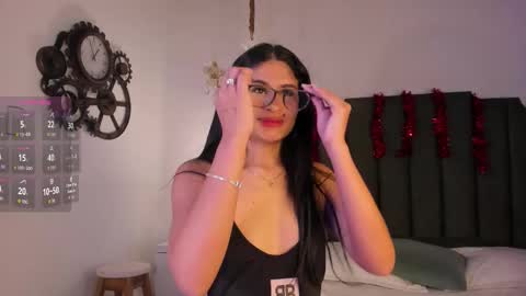 Snapshot of cleopatraa1 chatting on December 3, 5:55 pm Cleopatra online show from December 3, 5:55 pm