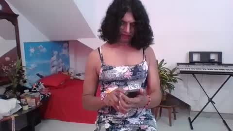Snapshot of cleopatradoll chatting on December 4, 2:31 am Cleopatra Doll online show from December 4, 2:31 am