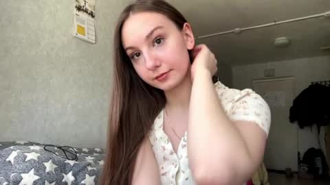 Snapshot of cleoradripps chatting on March 14, 7:25 am Chris online show from March 14, 7:25 am