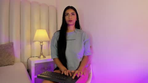 Snapshot of cleosteele_ chatting on June 11, 8:56 am CleoSteele online show from June 11, 8:56 am