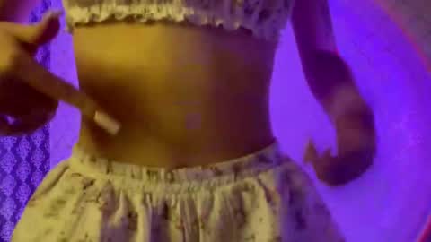 Cleo online show from February 9, 6:56 pm