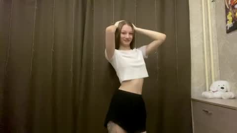 Snapshot of cleotilderinde chatting on April 2, 6:16 pm Cleo online show from April 2, 6:16 pm