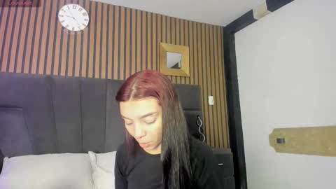 cleowhite_ online show from September 19, 5:53 am