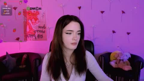 Snapshot of clery_moon chatting on March 17, 8:12 pm your honey online show from March 17, 8:12 pm