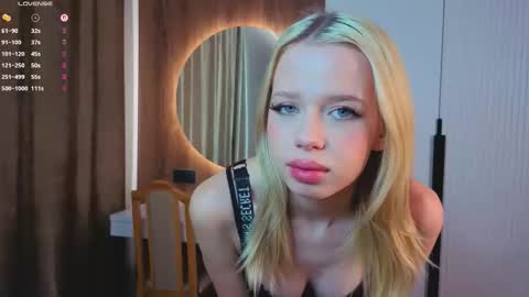 Snapshot of cletaunderkoffler chatting on November 23, 11:43 am Aria online show from November 23, 11:43 am