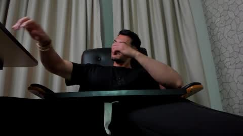 Snapshot of clintmasterss chatting on May 13, 7:11 pm ClintMasterss online show from May 13, 7:11 pm