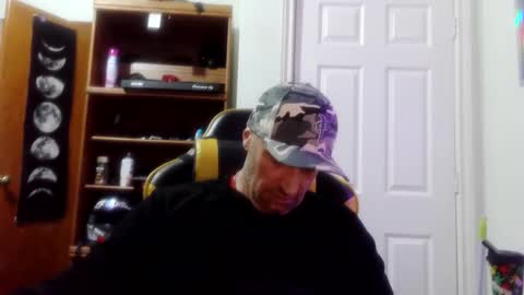 chad online show from February 20, 6:26 am