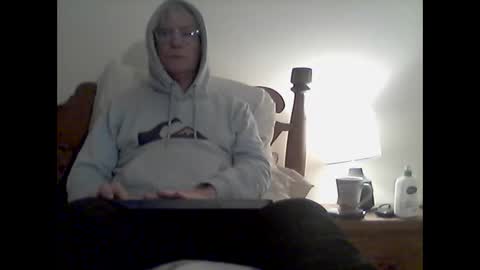 Snapshot of clitboy658752 chatting on December 1, 7:30 pm clitboy658752 online show from December 1, 7:30 pm