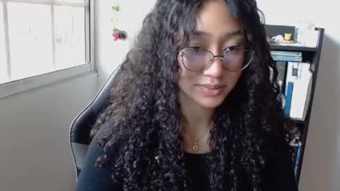 Snapshot of clitia_xx chatting on February 2, 6:50 pm Clitia online show from February 2, 6:50 pm