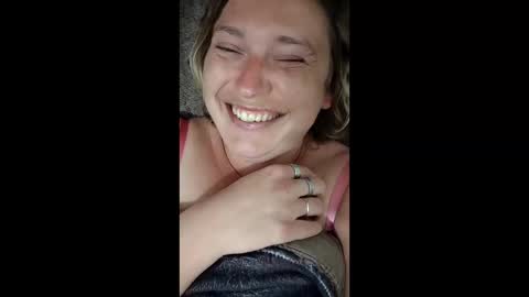 Snapshot of clittytastic chatting on March 23, 10:58 pm Syl online show from March 23, 10:58 pm