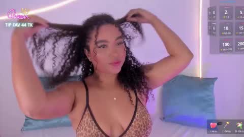 cloe_25 online show from February 12, 11:11 pm