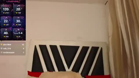 CLOE online show from October 14, 12:06 pm