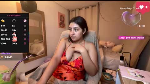 Snapshot of cloe_small08 chatting on October 9, 2:20 am cloe small online show from October 9, 2:20 am