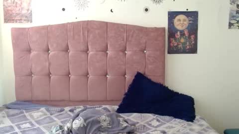 cloe_sun_ online show from November 1, 7:05 pm