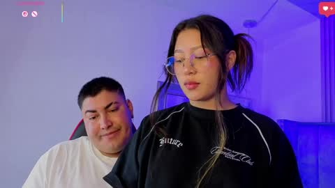 Snapshot of cloe_x_billy chatting on April 1, 1:41 pm Cloe x Billy online show from April 1, 1:41 pm