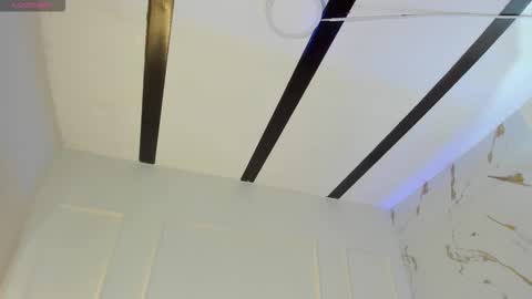 cloedurant online show from January 31, 7:45 pm