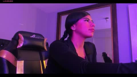 sara online show from February 17, 11:40 am