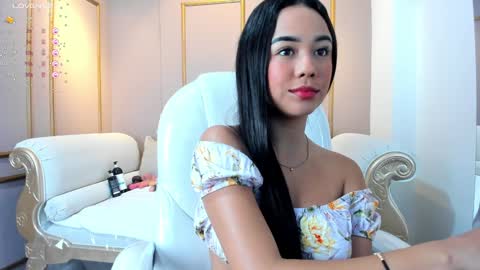 Snapshot of cloehap chatting on January 31, 12:18 pm Cloe online show from January 31, 12:18 pm