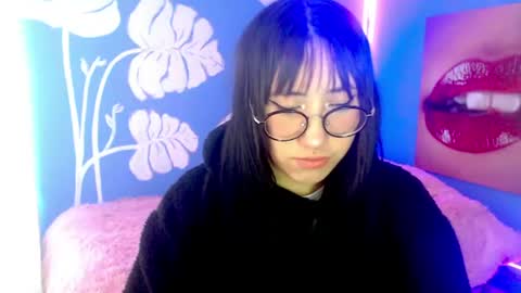 Elizabeth online show from July 8, 11:15 am