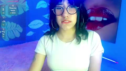 Elizabeth online show from July 21, 11:12 am