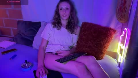 CloudEevee online show from September 10, 1:16 am