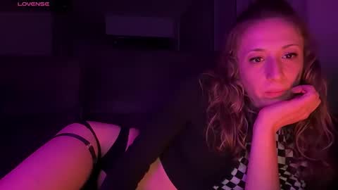 CloudEevee online show from September 16, 2:01 am