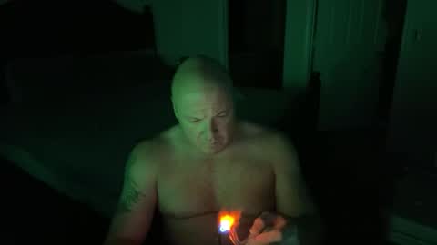 Snapshot of cloudy_dayz69 chatting on October 21, 7:42 am Cloudy Dayz online show from October 21, 7:42 am