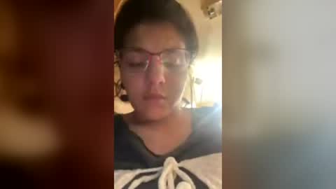 cloudybxtch69 online show from July 12, 1:51 am