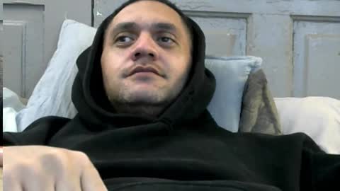 CloudyClearSkies online show from November 4, 4:33 am