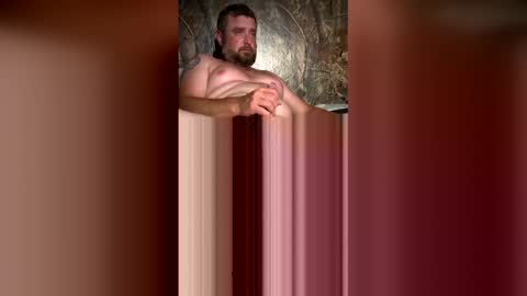 Snapshot of cloudydaddy520 chatting on May 6, 4:41 am cloudydaddy520 online show from May 6, 4:41 am