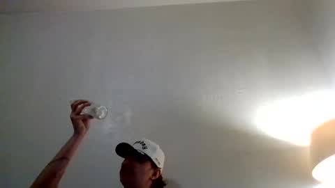 tallhungandcloudy online show from February 18, 11:06 am