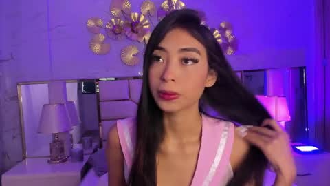 Snapshot of cloy_baby chatting on June 5, 10:54 am Eilyn online show from June 5, 10:54 am