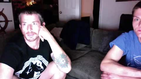 Snapshot of clt_gent chatting on December 19, 4:30 am CLT Gent online show from December 19, 4:30 am