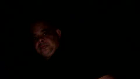 Snapshot of clubtm002 chatting on October 17, 4:48 am clubtm002 online show from October 17, 4:48 am