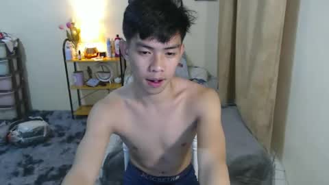 clyde_twinkx online show from March 18, 6:33 pm