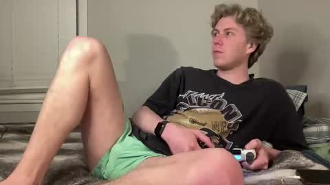 Clyde Austin online show from March 29, 3:39 am